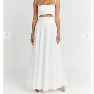 AISLE WHITE LINEN LONG SKIRT AND SHIRT SET